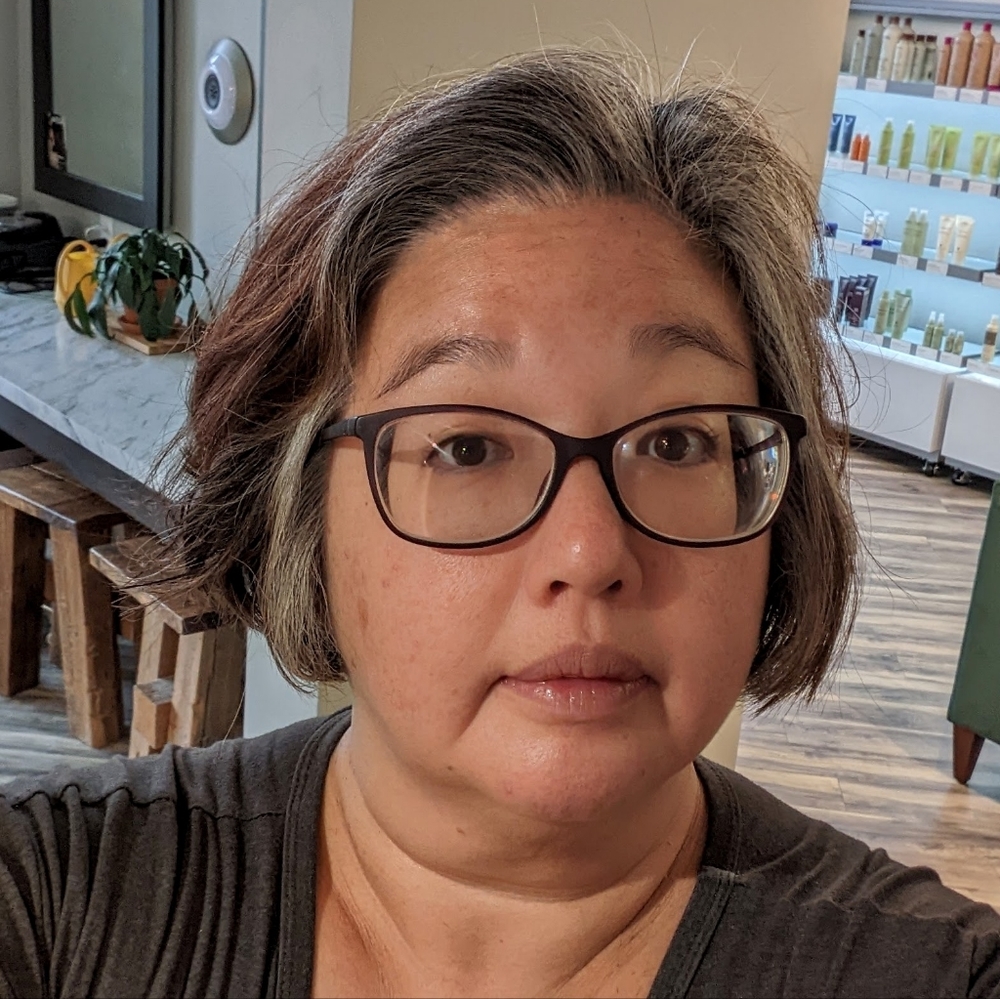 Meet your Posher, Vivian